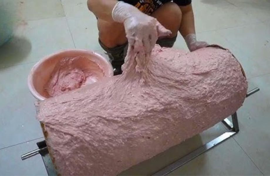 Tạo hình chả quế