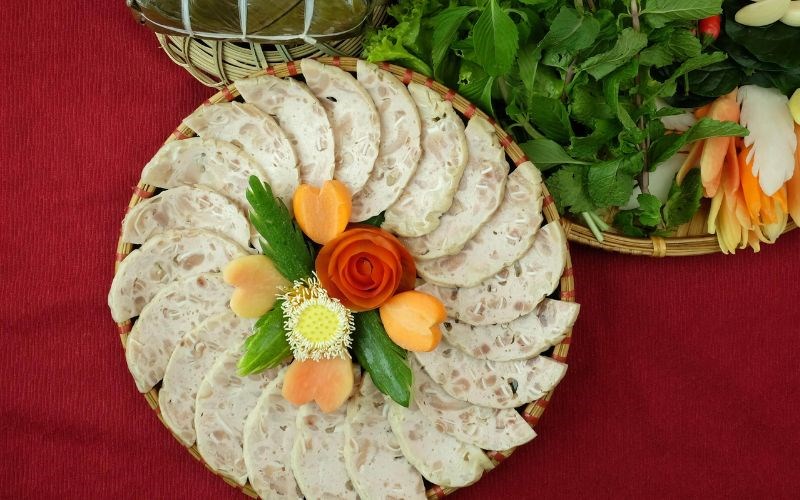 Trang trí giò với rau củ