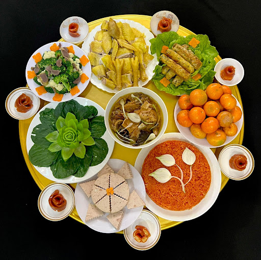 Trang trí chả lụa đẹp