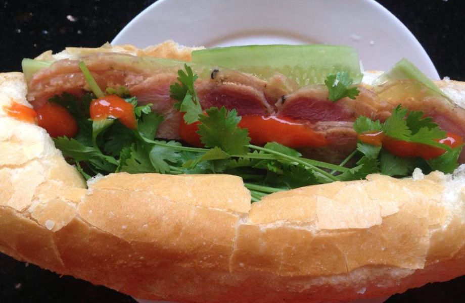 Cách thưởng thức giò me