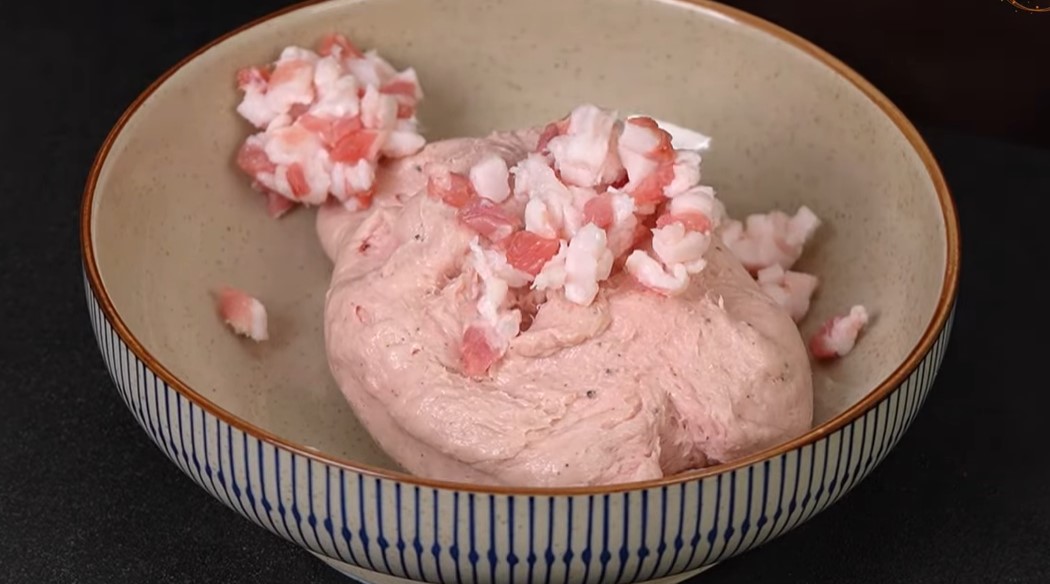 Trộn mọc cùng mỡ hột lựu