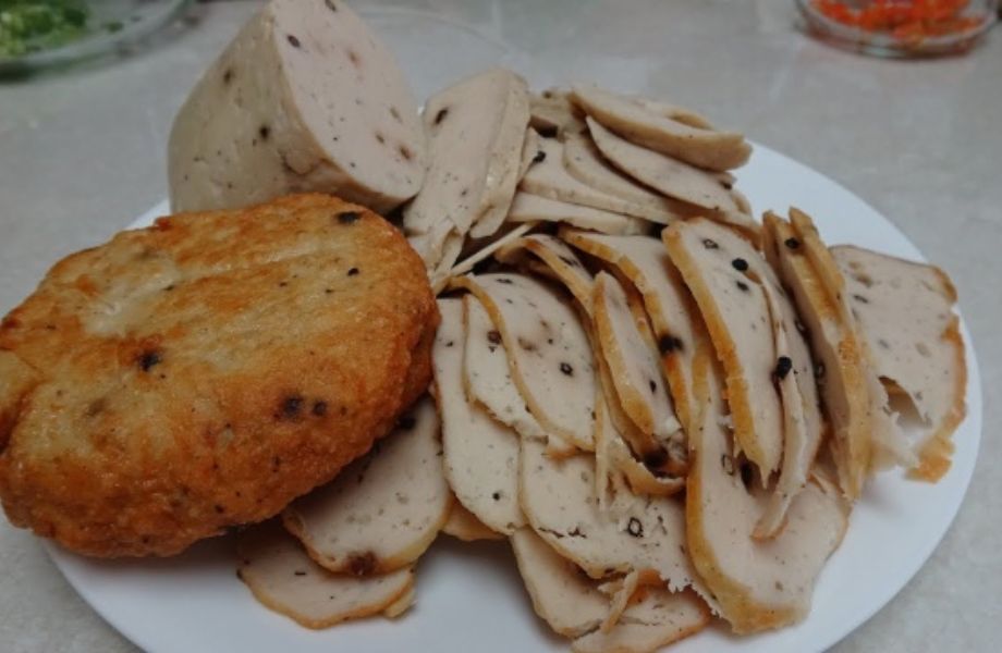 Cách làm chả ức gà nấm hương